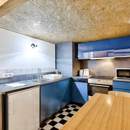 아파트 Studio Avec Mezzanine Au Coeur De La Vieille